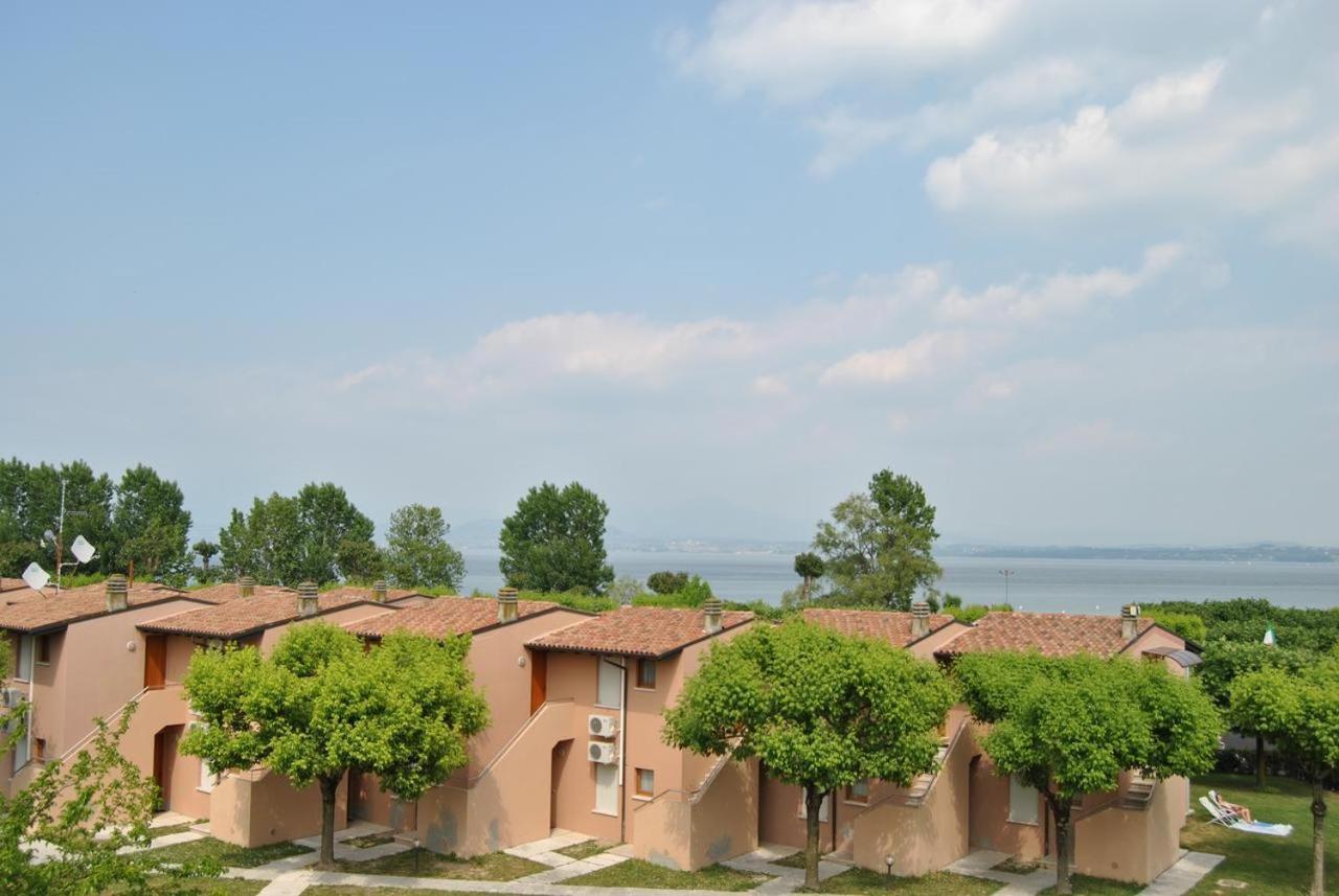 Ohana Apartments Camping Tiglio Сирмионе Экстерьер фото