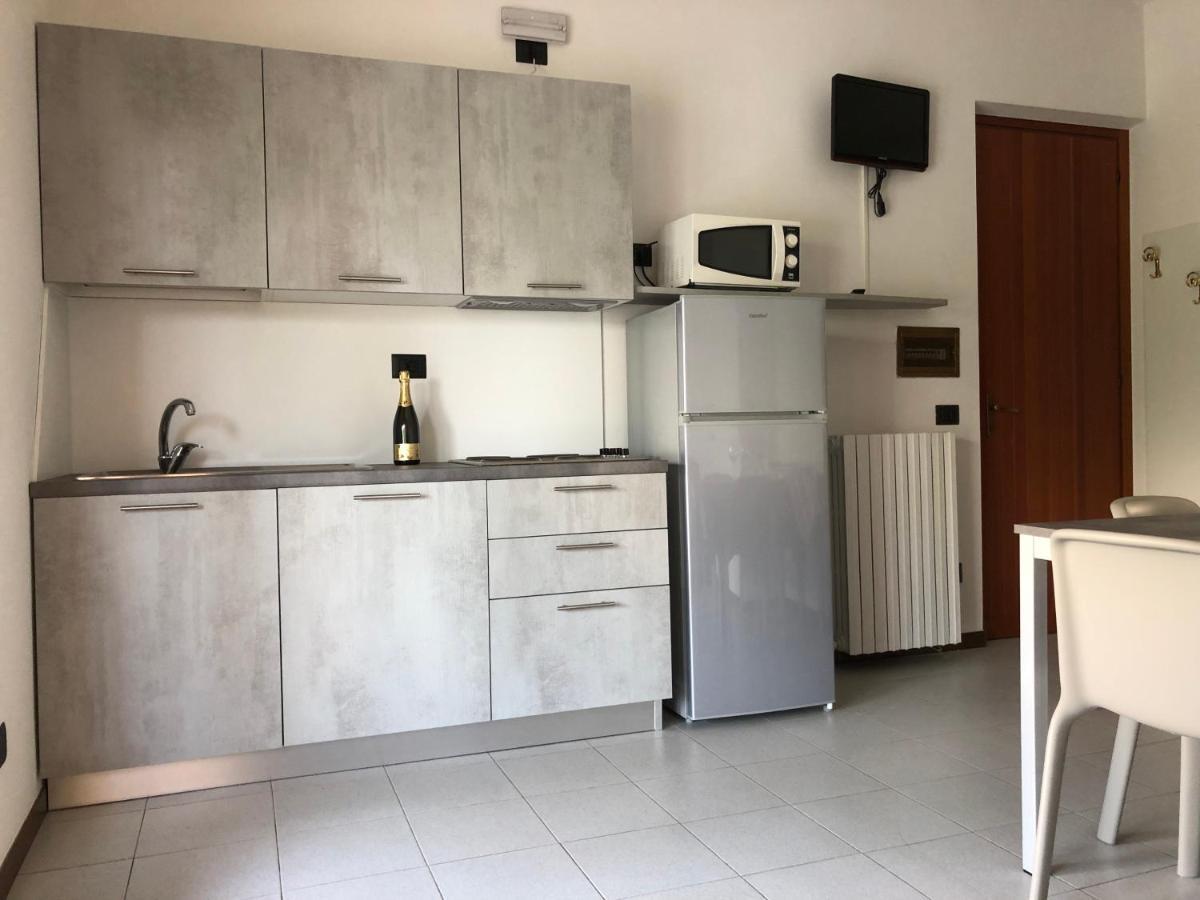 Ohana Apartments Camping Tiglio Сирмионе Экстерьер фото
