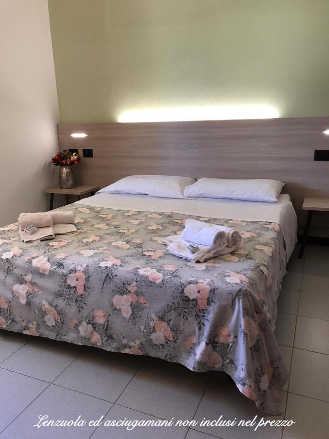 Ohana Apartments Camping Tiglio Сирмионе Экстерьер фото