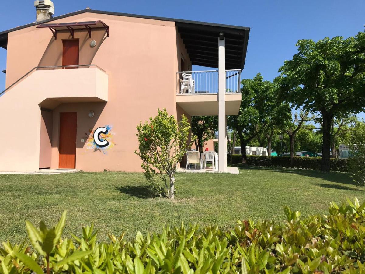 Ohana Apartments Camping Tiglio Сирмионе Экстерьер фото