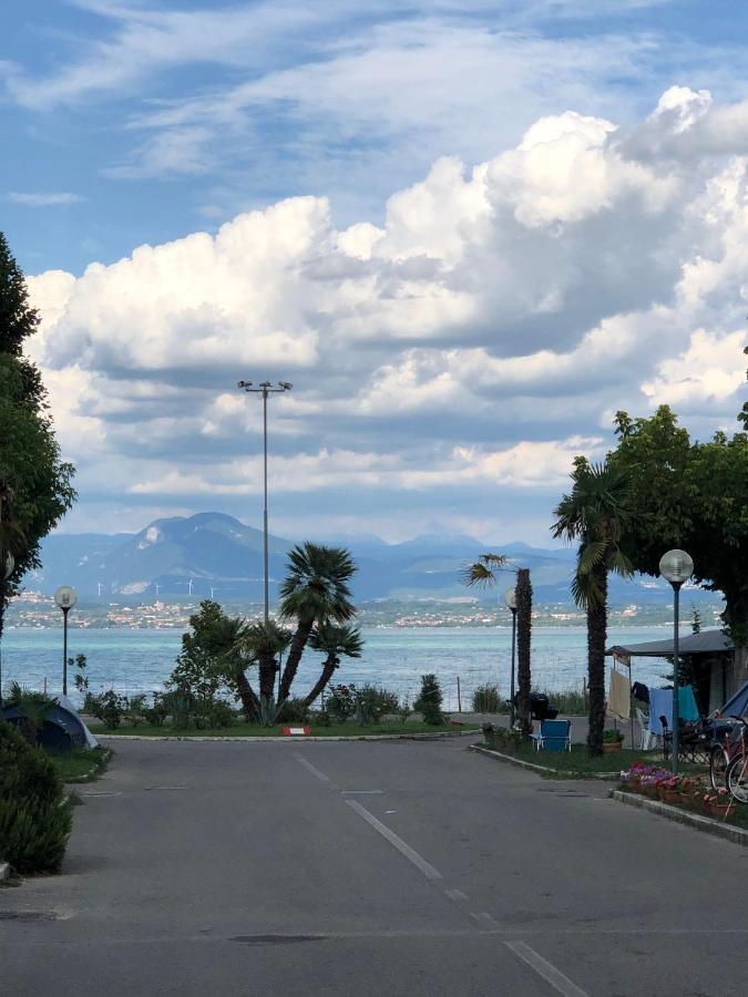 Ohana Apartments Camping Tiglio Сирмионе Экстерьер фото